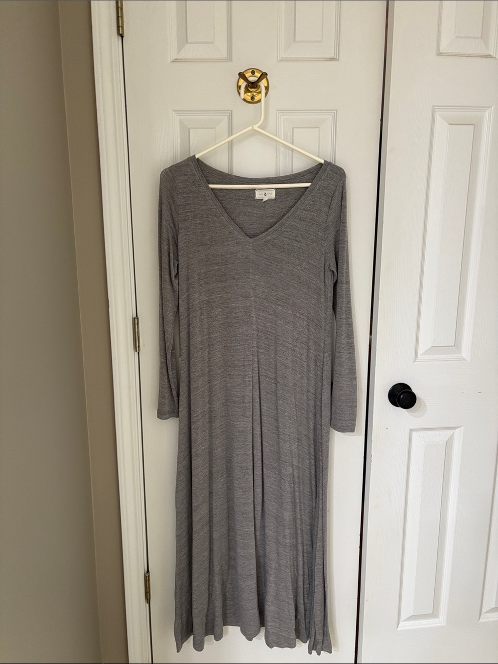 Grey V-Neck Long Sleeve Maxi Dress - Lou and Grey